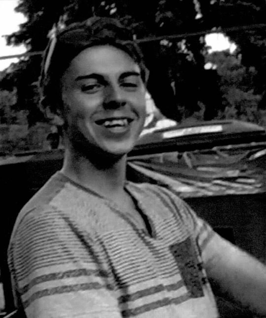 PHOTO Missing Person - Request for Public Assistance